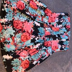 Floral strapless dress